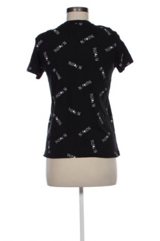 Γυναικείο t-shirt Primark, Μέγεθος M, Χρώμα Πολύχρωμο, Τιμή 8,68 €