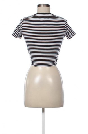 Γυναικείο t-shirt Zara, Μέγεθος XS, Χρώμα Πολύχρωμο, Τιμή 6,14 €