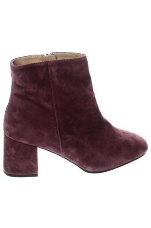 Damen Stiefeletten Pier One, Größe 38, Farbe Lila, Preis € 33,99