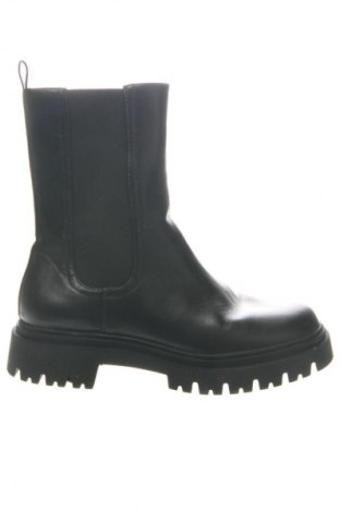 Botine de damă Pull&Bear, Mărime 41, Culoare Negru, Preț 165,99 Lei
