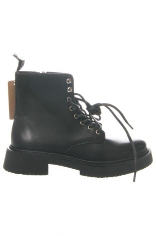 Γυναικεία μποτάκια Steve Madden, Μέγεθος 41, Χρώμα Μαύρο, Τιμή 139,99 €