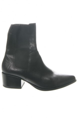 Damskie botki Vagabond, Rozmiar 38, Kolor Czarny, Cena 265,16 zł