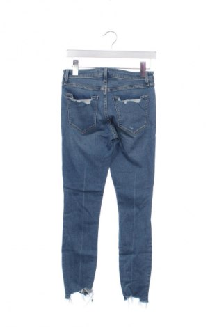 Blugi de femei Abercrombie & Fitch, Mărime M, Culoare Albastru, Preț 108,00 Lei