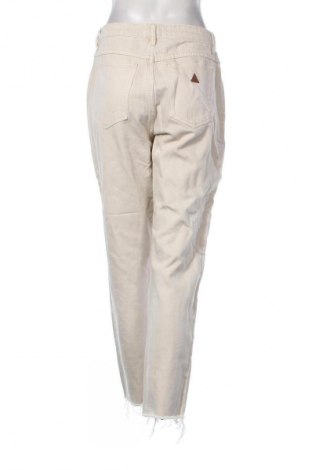 Dámske džínsy  Abrand Jeans, Veľkosť M, Farba Kremová, Cena  9,95 €