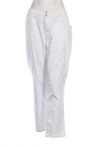 Dámske džínsy  Ashley Stewart, Veľkosť XXL, Farba Biela, Cena  54,95 €