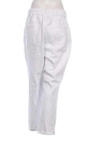Dámske džínsy  Ashley Stewart, Veľkosť XXL, Farba Biela, Cena  54,95 €