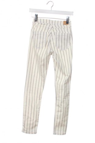 Damen Jeans Bershka, Größe S, Farbe Mehrfarbig, Preis 14,83 €