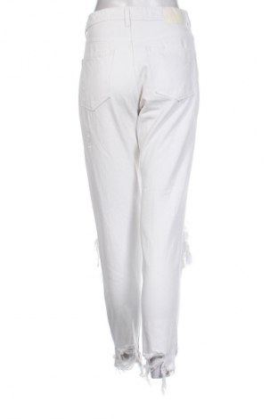 Damen Jeans Bershka, Größe S, Farbe Weiß, Preis 11,80 €
