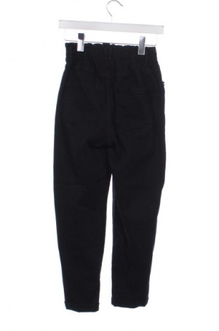 Dámské džíny  Bershka, Velikost XS, Barva Černá, Cena  367,00 Kč