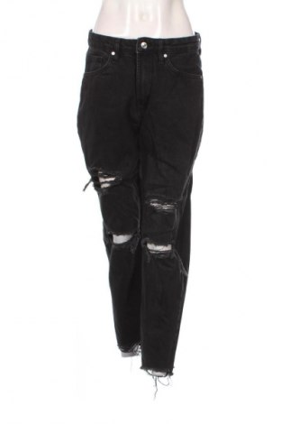 Blugi de femei Bershka, Mărime M, Culoare Negru, Preț 138,44 Lei