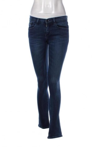 Дамски дънки Calvin Klein Jeans, Размер M, Цвят Син, Цена 77,74 лв.