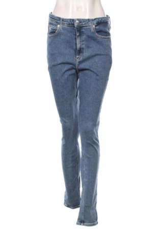 Дамски дънки Calvin Klein Jeans, Размер XL, Цвят Син, Цена 68,43 лв.
