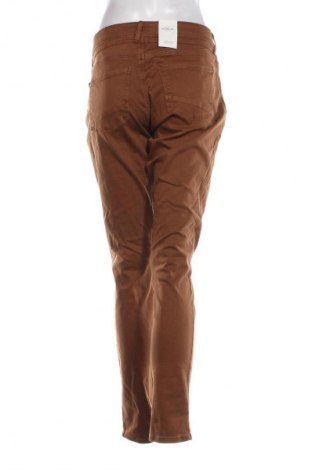Damen Jeans Cartoon, Größe XL, Farbe Braun, Preis 20,99 €