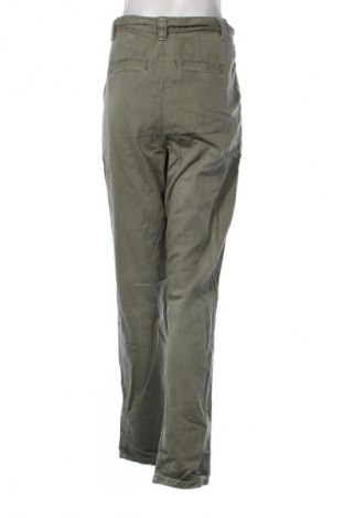 Damskie jeansy Clockhouse, Rozmiar S, Kolor Zielony, Cena 66,39 zł