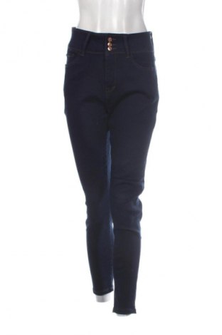 Damen Jeans Curve Muse, Größe L, Farbe Blau, Preis € 8,99