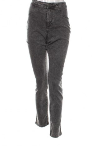 Blugi de femei Esmara, Mărime XL, Culoare Negru, Preț 65,99 Lei