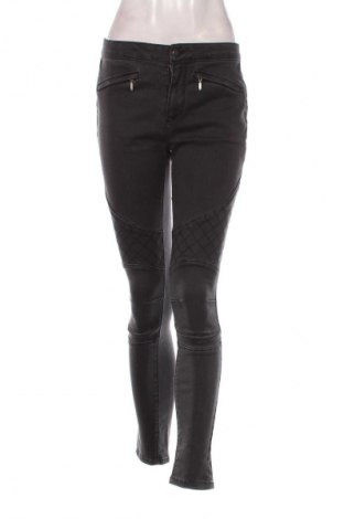 Damen Jeans Forever 21, Größe M, Farbe Grau, Preis 17,39 €