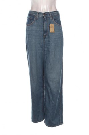 Дамски дънки Levi's, Размер S, Цвят Син, Цена 174,99 лв.