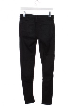 Damskie jeansy Mango, Rozmiar M, Kolor Czarny, Cena 77,75 zł