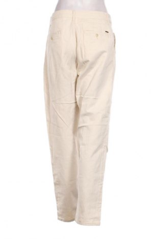 Damen Jeans Pepe Jeans, Größe M, Farbe Weiß, Preis 38,36 €