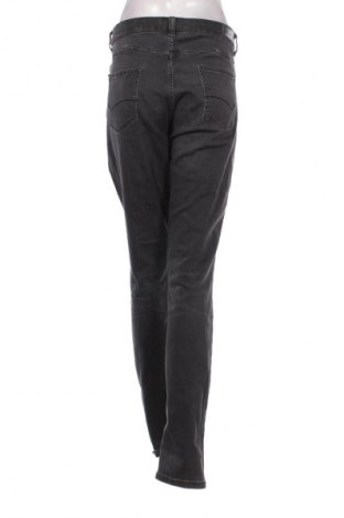 Damskie jeansy Pierre Cardin, Rozmiar XL, Kolor Szary, Cena 143,99 zł