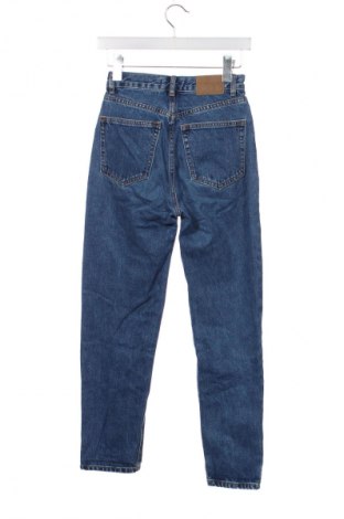 Blugi de femei Pull&Bear, Mărime XXS, Culoare Albastru, Preț 76,00 Lei