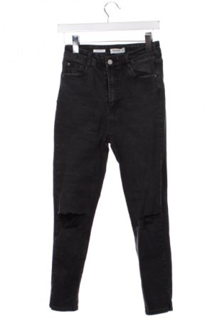 Damskie jeansy Pull&Bear, Rozmiar S, Kolor Czarny, Cena 66,65 zł