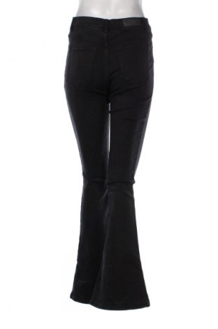Dámské džíny  Pull&Bear, Velikost M, Barva Černá, Cena  367,00 Kč