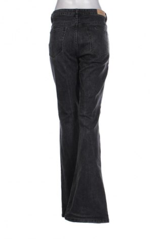 Blugi de femei Stradivarius, Mărime M, Culoare Negru, Preț 76,00 Lei
