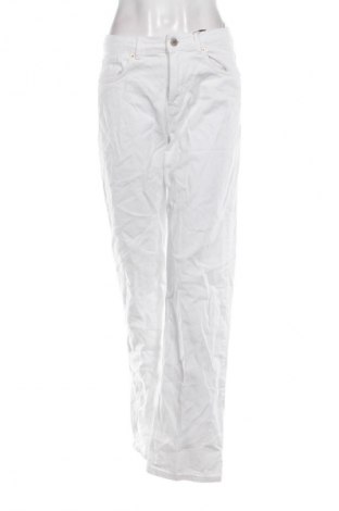 Damskie jeansy Stradivarius, Rozmiar S, Kolor Biały, Cena 150,99 zł