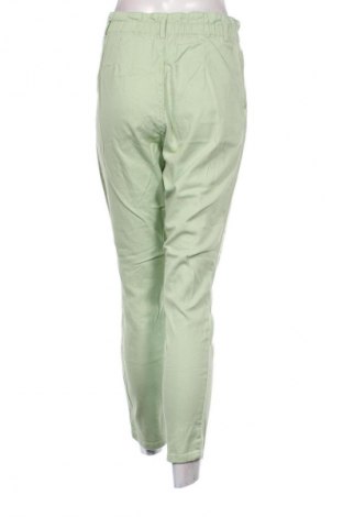 Damen Jeans Terranova, Größe M, Farbe Grün, Preis 16,94 €