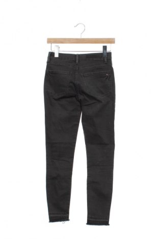 Dámské džíny  Tommy Hilfiger, Velikost XS, Barva Šedá, Cena  1 329,00 Kč