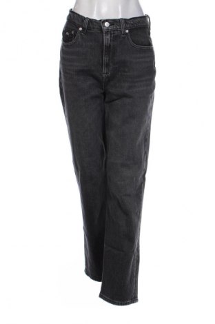 Női farmernadrág Tommy Jeans, Méret M, Szín Fekete, Ár 26 370 Ft