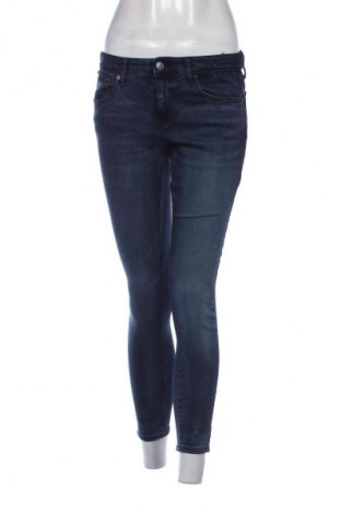 Damskie jeansy Tommy Jeans, Rozmiar M, Kolor Niebieski, Cena 245,99 zł