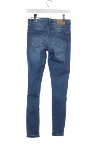 Damskie jeansy Vero Moda, Rozmiar S, Kolor Niebieski, Cena 111,99 zł