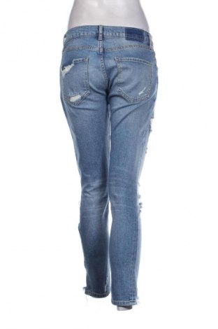 Damskie jeansy Zara, Rozmiar M, Kolor Niebieski, Cena 62,11 zł