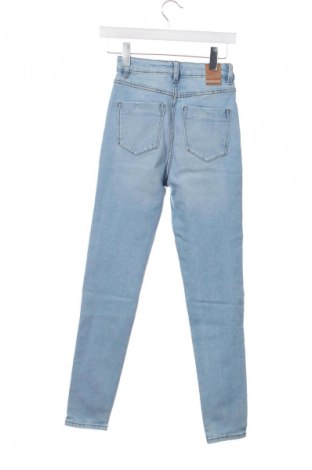 Damskie jeansy Zara, Rozmiar XS, Kolor Niebieski, Cena 62,92 zł