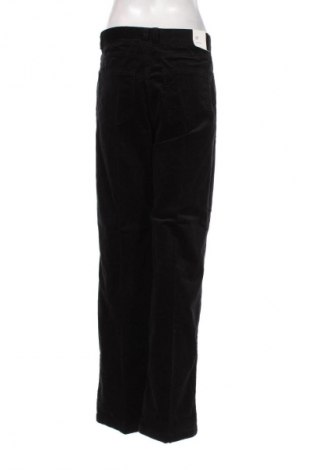 Damen Cordhose S.Oliver, Größe M, Farbe Schwarz, Preis € 75,99