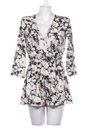 Kurzer Damenoverall Boohoo, Größe S, Farbe Mehrfarbig, Preis € 16,99