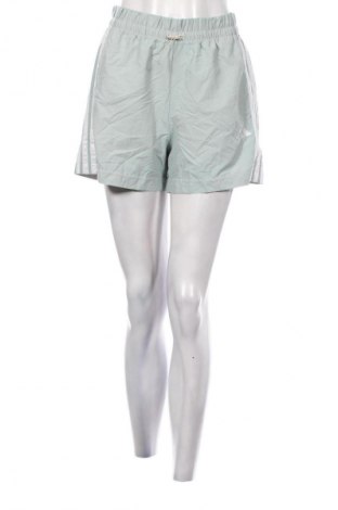 Damen Shorts Adidas, Größe S, Farbe Mehrfarbig, Preis € 39,99