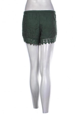 Pantaloni scurți de femei H&M Divided, Mărime XXS, Culoare Verde, Preț 51,45 Lei