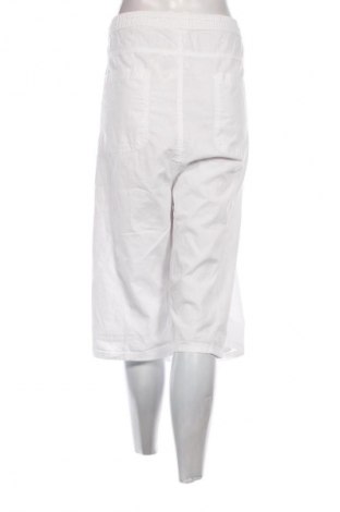 Damen Shorts Janina, Größe 5XL, Farbe Weiß, Preis 15,86 €