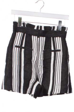 Dámske kraťasy  Karen Millen, Veľkosť XS, Farba Viacfarebná, Cena  122,94 €