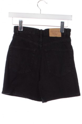 Dámské kraťasy  Pull&Bear, Velikost XS, Barva Černá, Cena  309,00 Kč