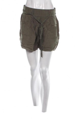 Damen Shorts Takko Fashion, Größe L, Farbe Grün, Preis € 12,99