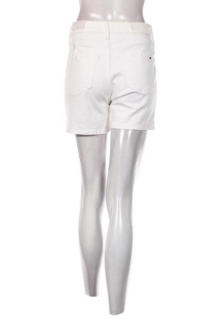 Damen Shorts Tommy Hilfiger, Größe S, Farbe Weiß, Preis € 97,99