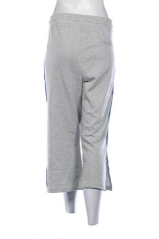 Dámské kraťasy  Urban Classics, Velikost XXL, Barva Vícebarevné, Cena  479,00 Kč