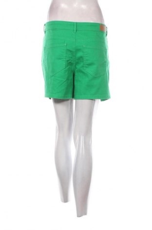 Damen Shorts Vero Moda, Größe XL, Farbe Grün, Preis 10,00 €