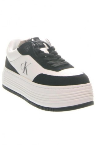 Дамски обувки Calvin Klein Jeans, Размер 37, Цвят Многоцветен, Цена 219,99 лв.