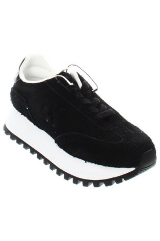Dámske topánky  Calvin Klein Jeans, Veľkosť 38, Farba Čierna, Cena  127,95 €